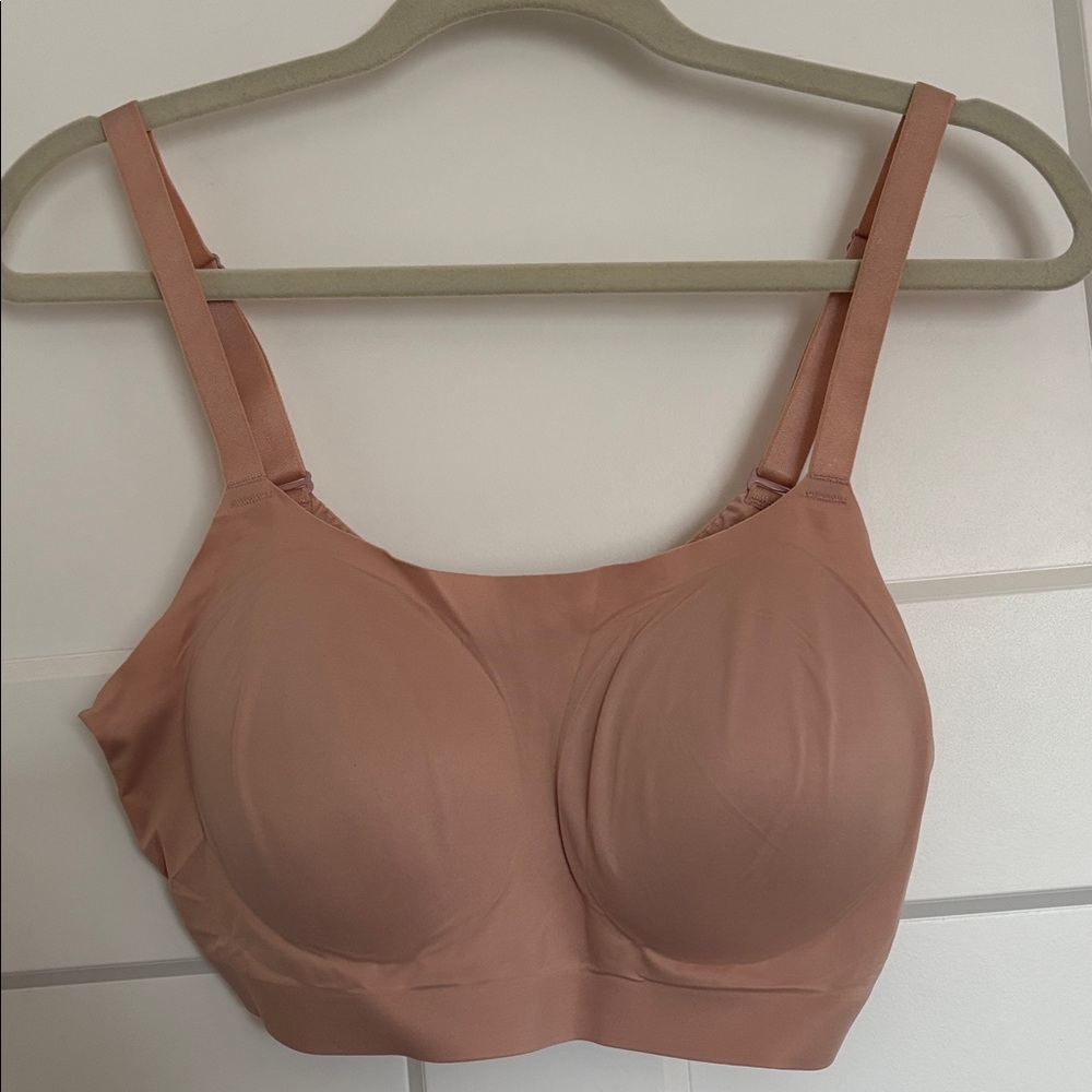 NWT. Soma Women's Blush Adjustable Bralette